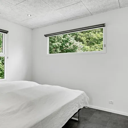 Hébergement de vacances Three-bedroom In *