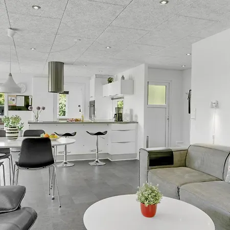 Hébergement de vacances Three-bedroom In