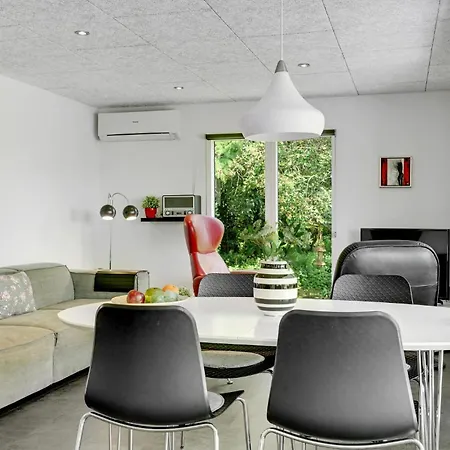 Three-bedroom In בוגנזה
