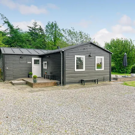Three-bedroom In Hébergement de vacances
