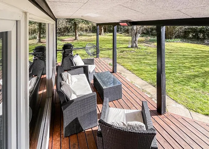 Three-bedroom In Dom wakacyjny *